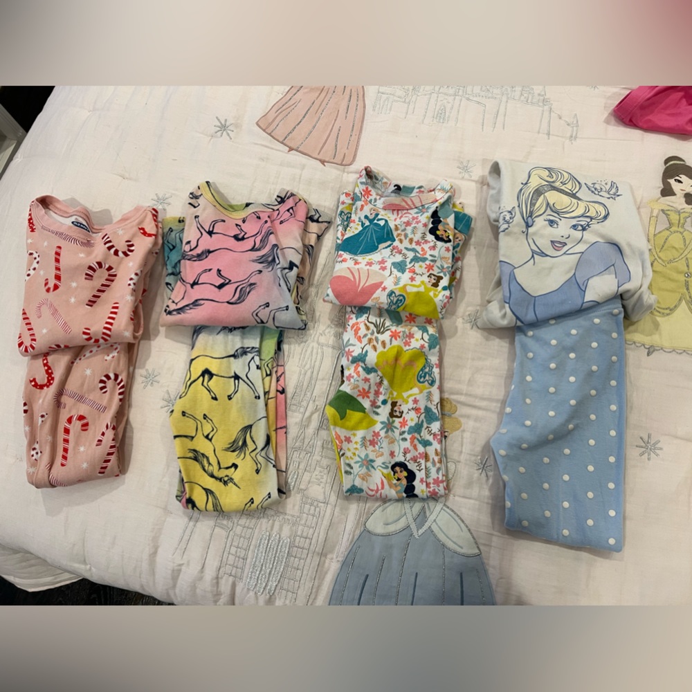 Bundle 5 years toddler pajama sets Gap & Old Navy